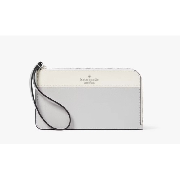 kate spade Handbags - Kate Spade Leather Wristlet